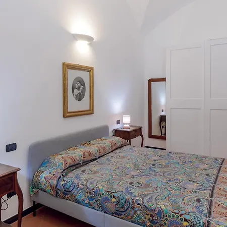 145 - Casa Del Capitano Centro Imperia,300metri Dal Mare Διαμέρισμα