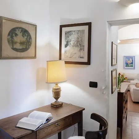 145 - Casa Del Capitano Centro Imperia,300metri Dal Mare *