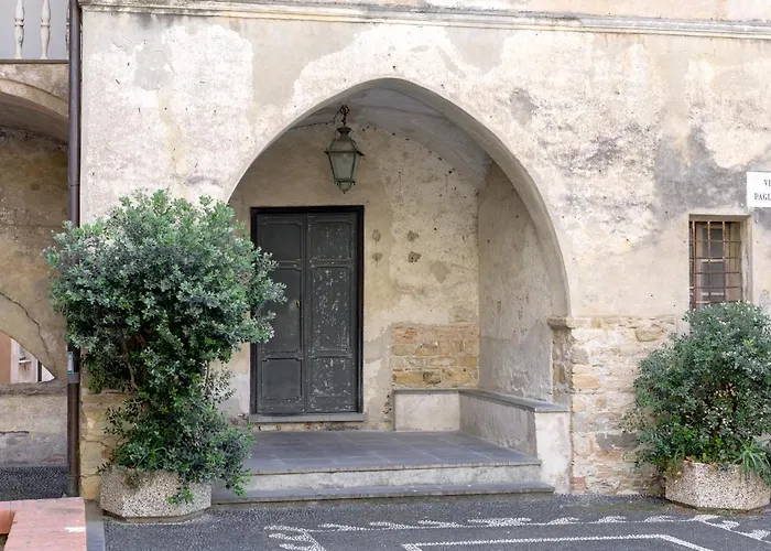 145 - Casa Del Capitano Centro Imperia,300metri Dal Mare * Imperia
