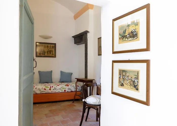 145 - Casa Del Capitano Centro Imperia,300metri Dal Mare Διαμέρισμα *