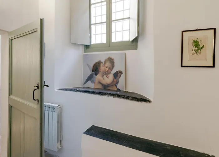 145 - Casa Del Capitano Centro Imperia,300metri Dal Mare