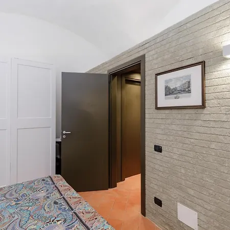 Apartment 145 - Casa Del Capitano Centro Imperia,300metri Dal Mare